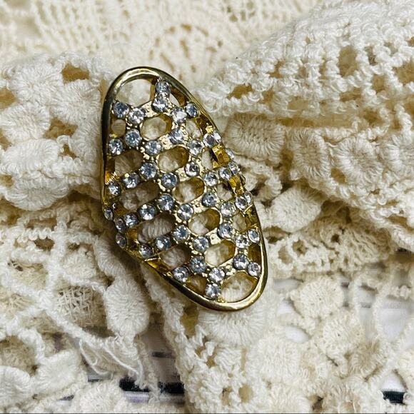 Jewelry - Gold color ring with rhinestones lattice pattern